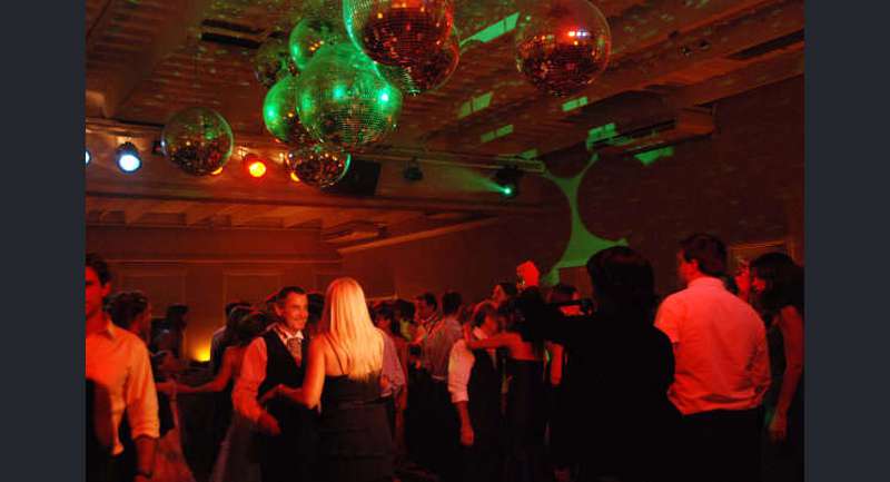 Swicht Rental Disc Jockey
